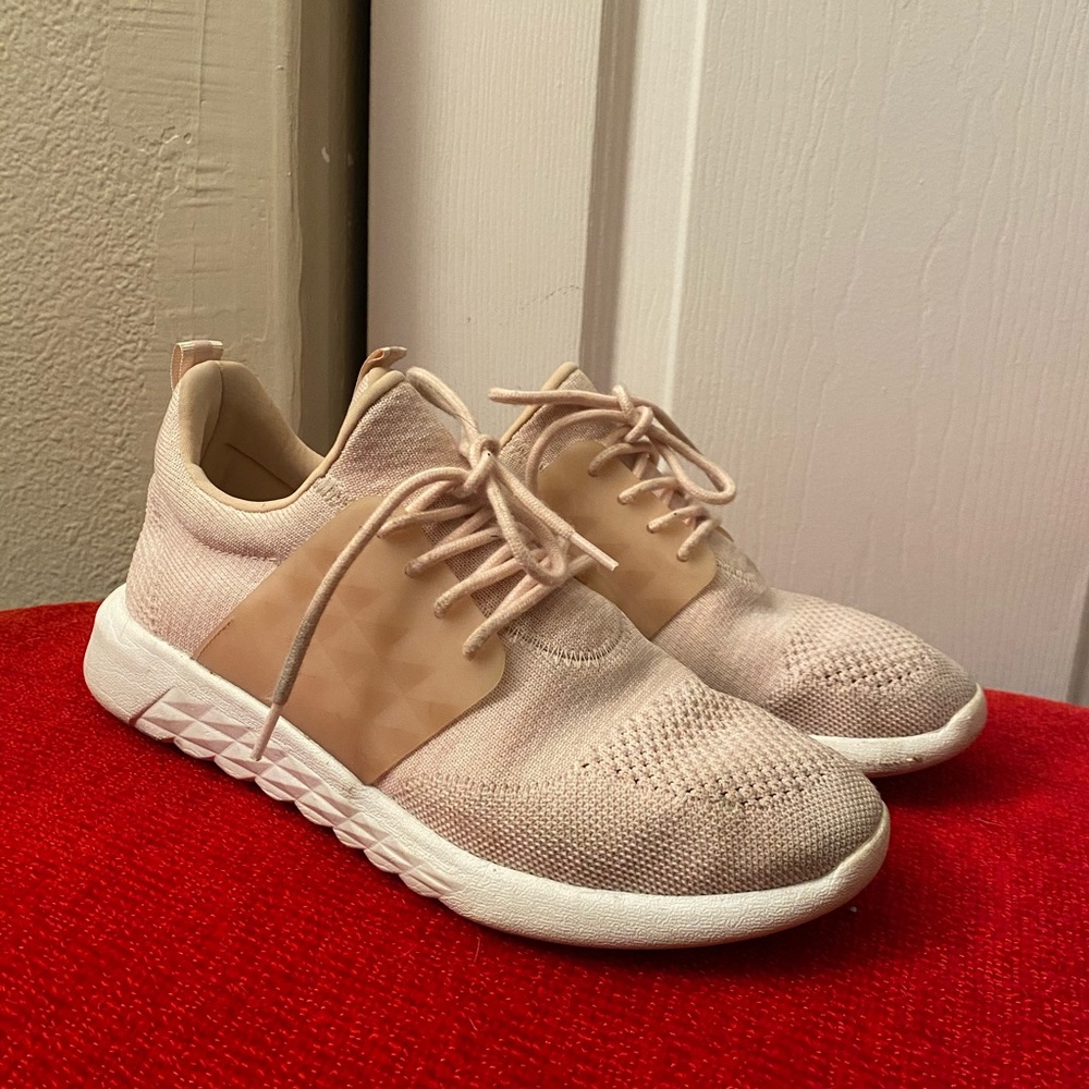Pink Aldo tennis shoes